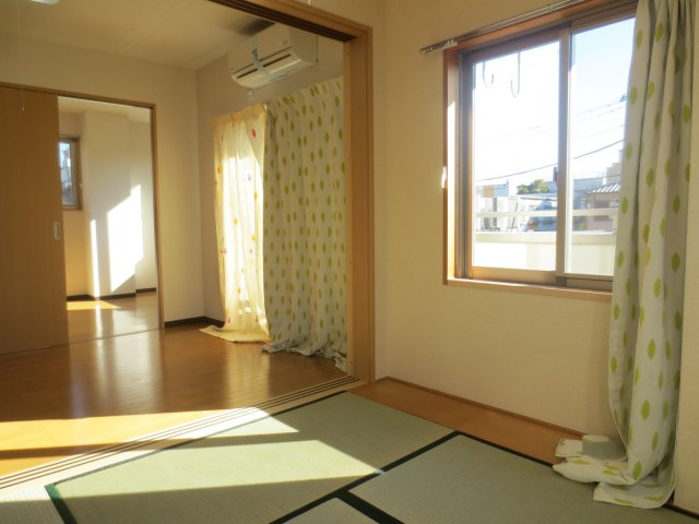 Ｃ・コンフォールの和室