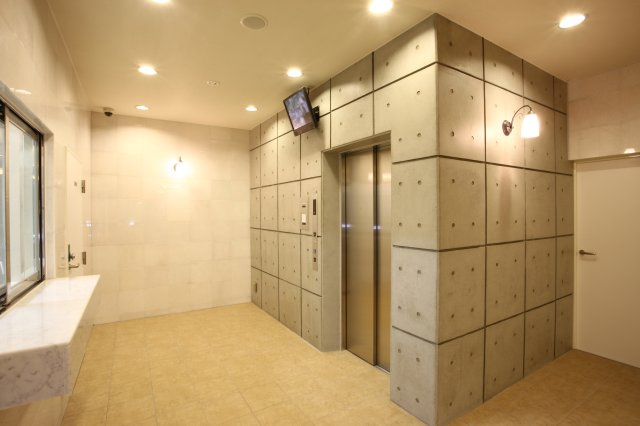 サヴォイ博多ブールバール　15階のロビー