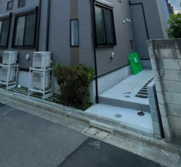 板橋区常盤台１丁目のアパートのエントランス