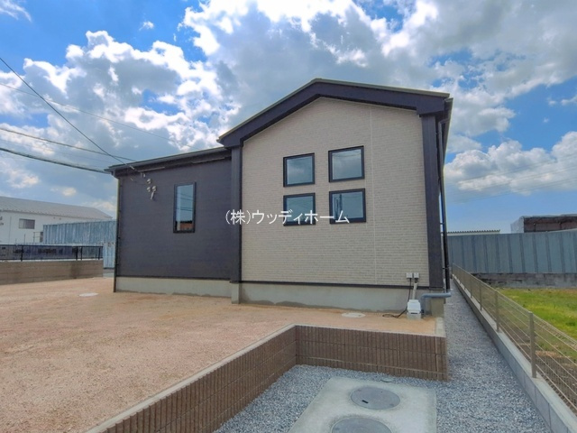 春日部市谷原新田　新築一戸建ての外観