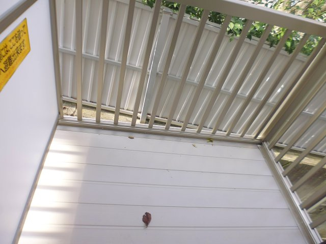 サンビルダー朝霧のバルコニー