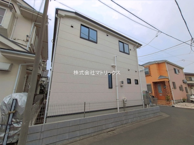 練馬区土支田2丁目　角地×ZEH水準　大型住宅　限定1棟の外観