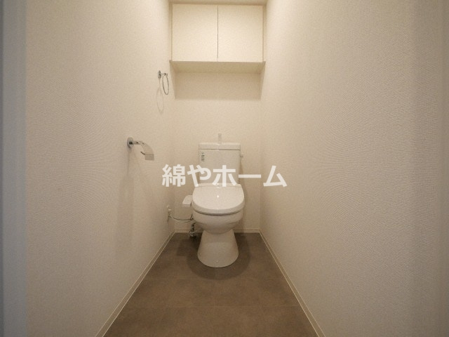 セレニテ難波プリエのトイレ|コンパクトで使いやすいトイレです