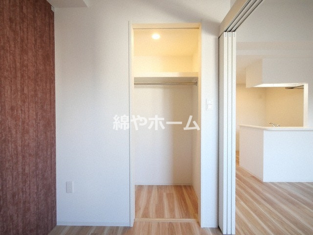 セレニテ難波プリエの収納|便利な収納スペースです