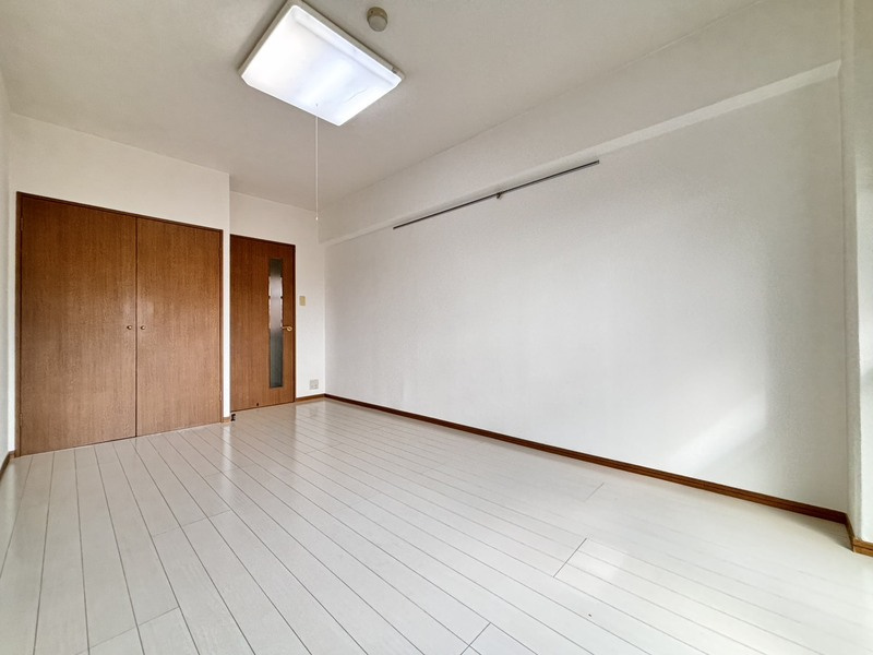 サンデンハイツⅡの居間・リビング