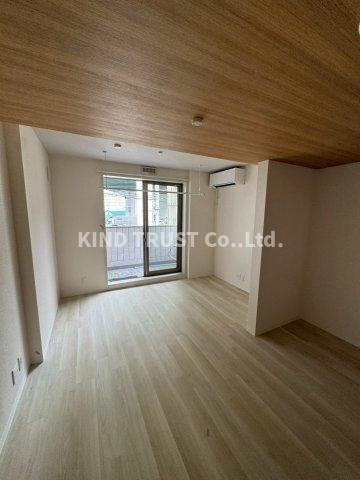 YOURMAISON TENMAの居間・リビング|ゆったりとした居間です