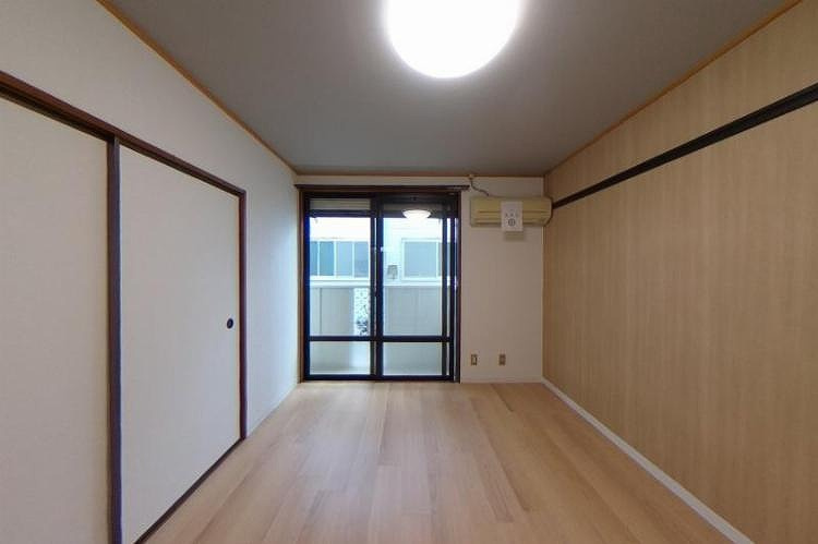 ハイツ欅の洋室|スタンダードな洋室です