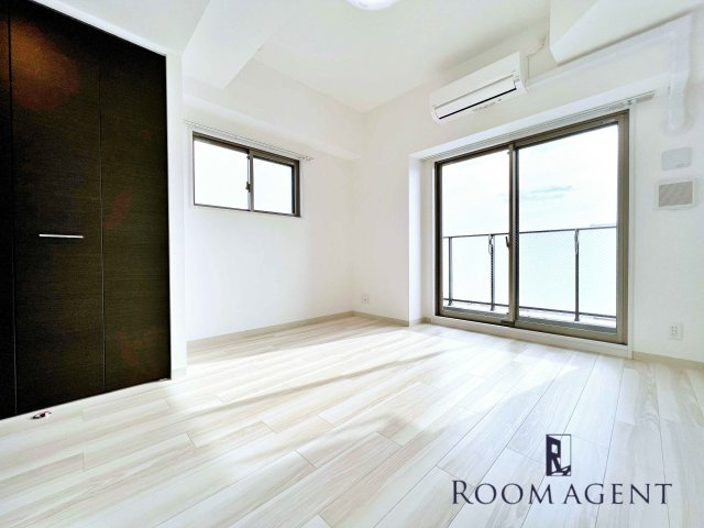 エステムコート名古屋新栄アクシスの居間・リビング