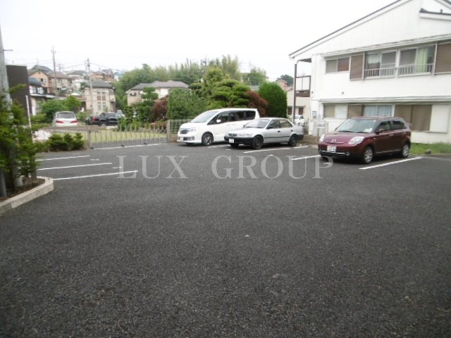 【駐車場】 | ファミネスⅤ