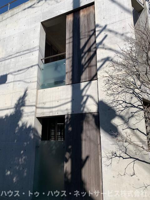 ＮＯＢＬＥ－ＰＬＡＣＥのバルコニー