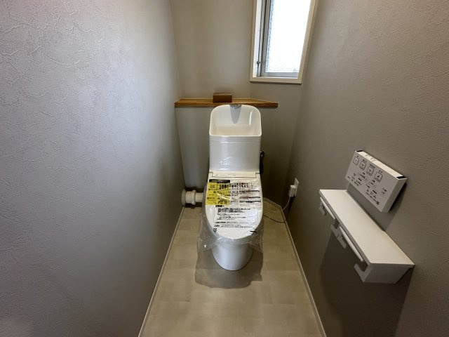 研究学園6団地・530号棟のトイレ