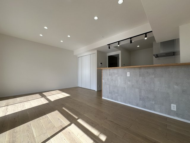 研究学園6団地・530号棟の居間・リビング