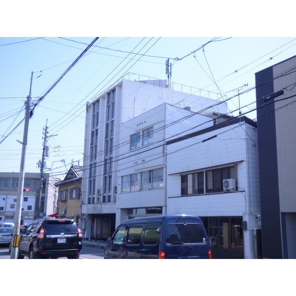 ピエス美合の外観