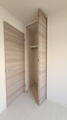 【収納】 | ワンウェーブ霞ヶ丘 | 同建物別部屋参考写真☆神戸市垂水区　ワンウェーブ霞ヶ丘☆