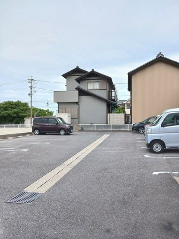 セロシア　雨池の駐車場