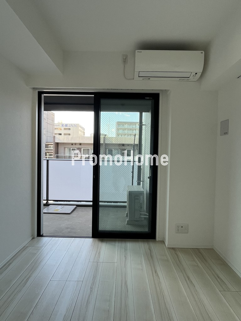 シーズンフラッツ浅草橋の洋室