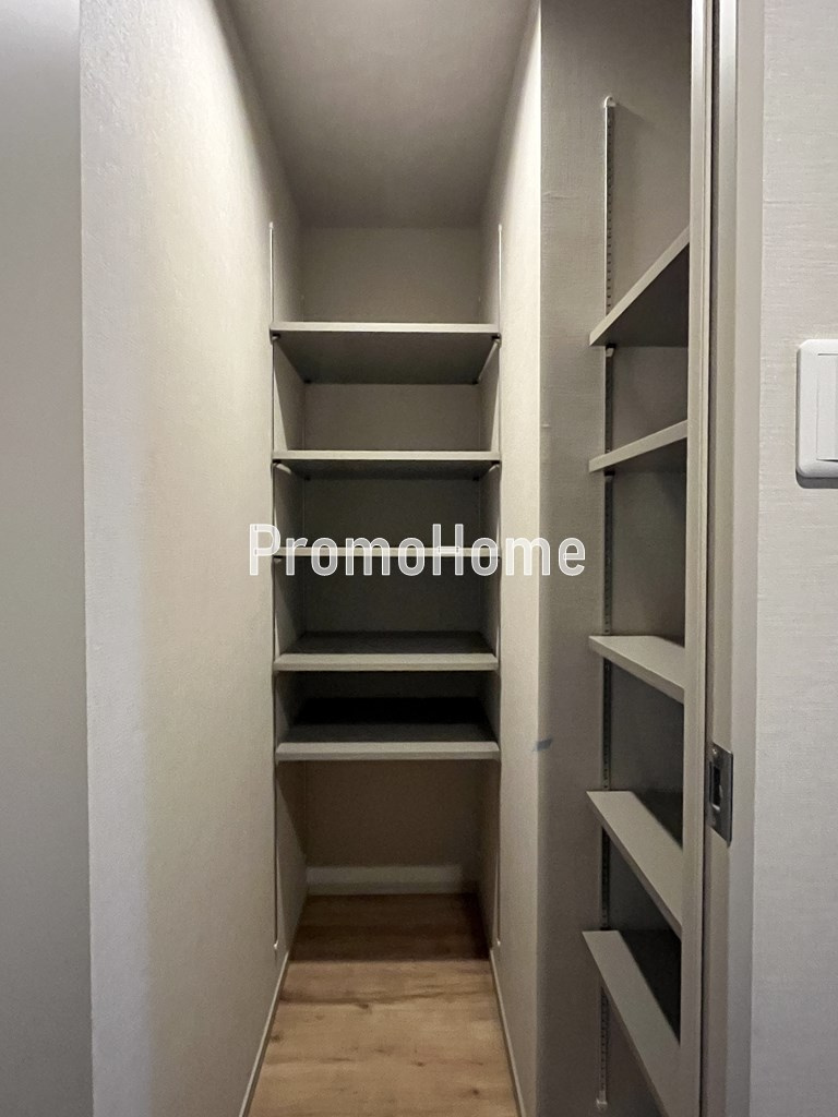 シーズンフラッツ浅草橋のエントランス