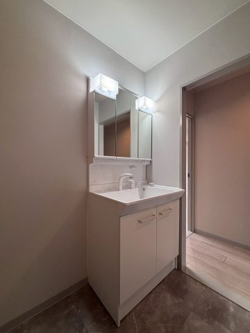 ファインライフ手稲の独立洗面台