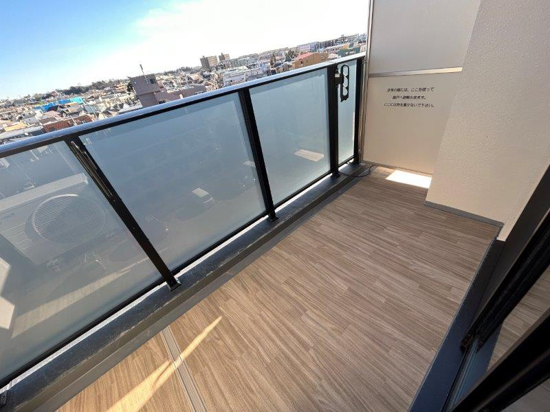 オープンブルーム二子のバルコニー|※現況優先となります。