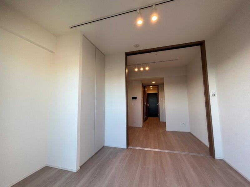 オープンブルーム二子の居間・リビング|※現況優先となります。