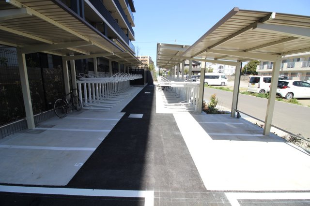 オープンブルーム二子のロビー|※現況優先となります。