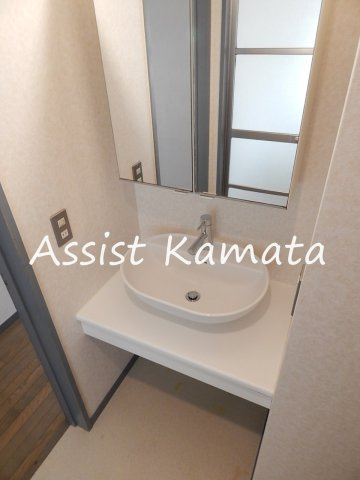 ネオ・デジャヴの独立洗面台