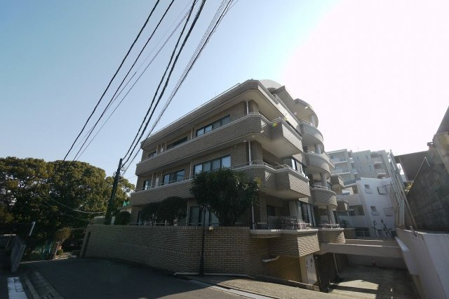 ベルメゾン平尾山荘　平尾小学校区