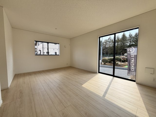 古河市尾崎第1　新築一戸建て　クレイドルガーデンの居間・リビング