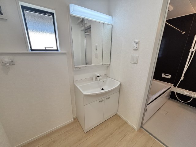 古河市尾崎第1　新築一戸建て　クレイドルガーデンの独立洗面台
