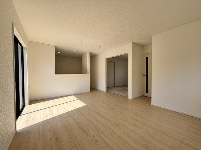 古河市尾崎第1　新築一戸建て　クレイドルガーデンの居間・リビング