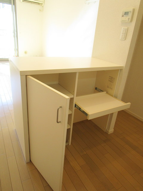 メゾン　ド　マレの内装|★キッチン収納★