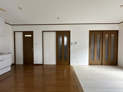 【居間・リビング】 | 川島尻堀町 一戸建