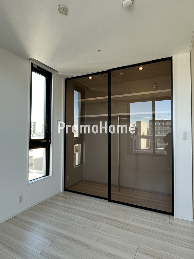 シーズンフラッツ浅草橋の洋室