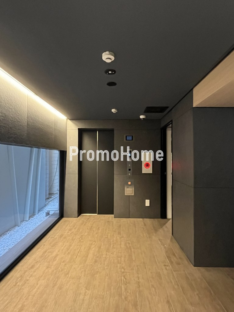 シーズンフラッツ浅草橋のロビー