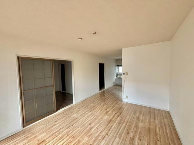 グリーンハイツ高砂の居間・リビング