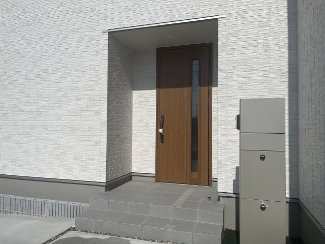 【玄関】 | 熊谷市新堀　新築戸建　フルクラシル　全1棟　B号棟