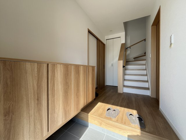 【玄関】 | 熊谷市新堀　新築戸建　フルクラシル　全1棟　B号棟