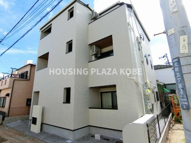 グランメール月見山の外観