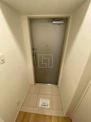 【玄関】 | アンビエンテ四ツ橋 | アンビエンテ四ツ橋　玄関スペース