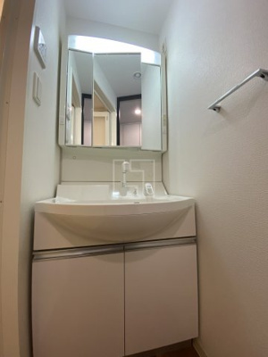 【独立洗面台】 | アンビエンテ四ツ橋 | アンビエンテ四ツ橋　独立洗面化粧台