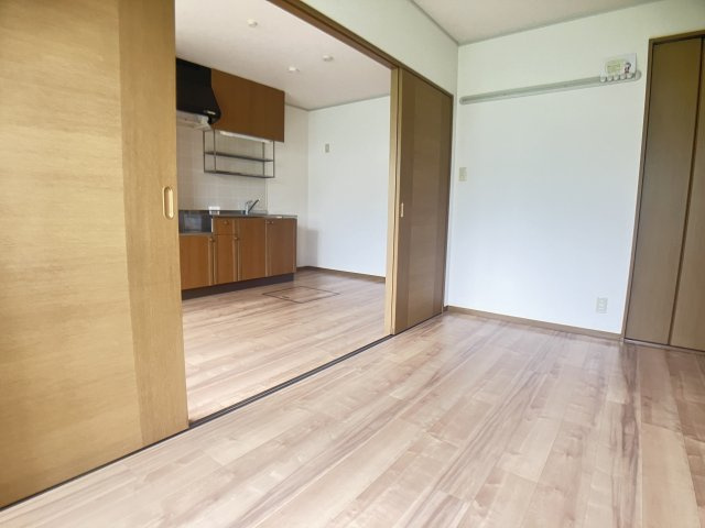 アベニューの洋室