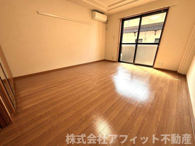 【居間・リビング】 | ソレイユ曙