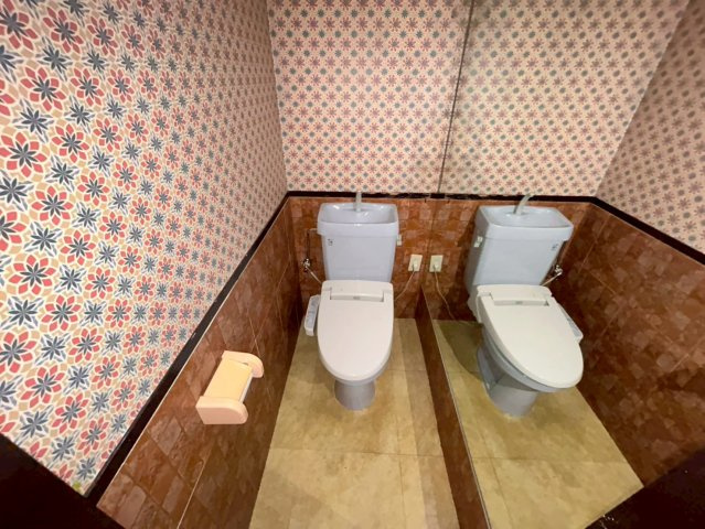 幸田町坂崎 貸店舗のトイレ