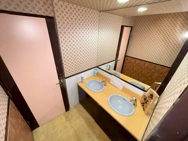 幸田町坂崎 貸店舗の洗面所