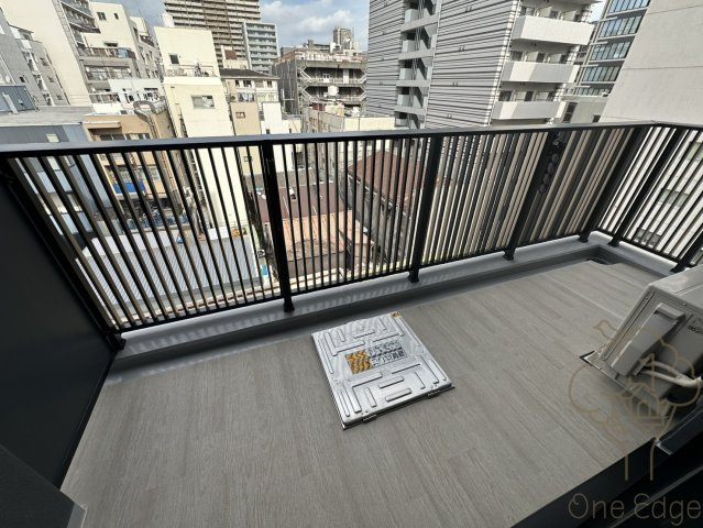 ルフォンプログレ南森町のバルコニー
