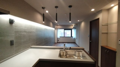 【居間・リビング】 | インペリアル広尾 | ※リビング壁