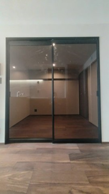 【洋室】 | インペリアル広尾 | ※キッチン横洋室