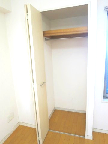 ラシュレ久米川ステーションサイドの収納