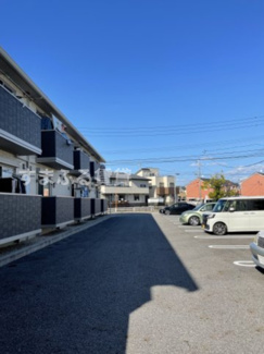 【駐車場】