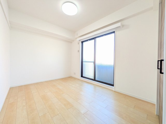 コートプラザ八王子の寝室|～5.8帖の洋室です～